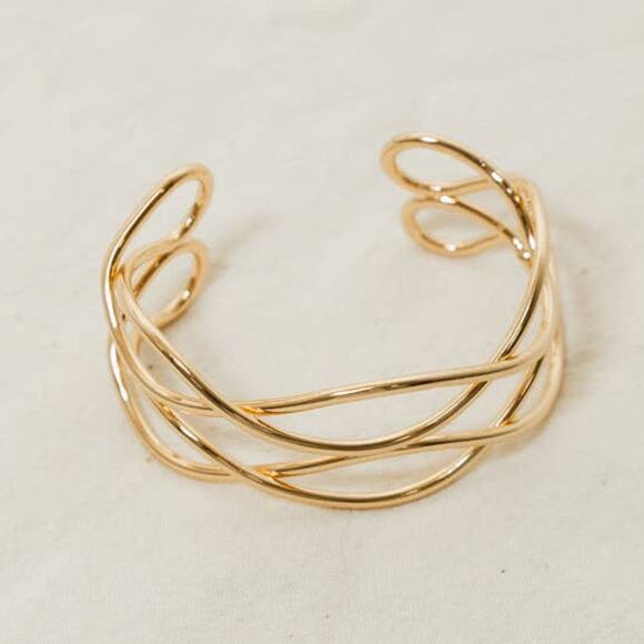 Minimalist Boho Jewelry Wavy Cuff Bracelet Goldtone - Picture 1 of 4